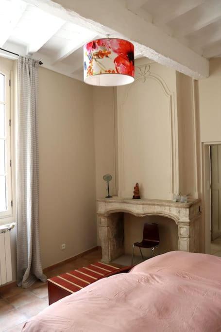 Ferienwohnung Uzes Centre Quartiers Des Arts Charme De L'Ancien Exterior foto