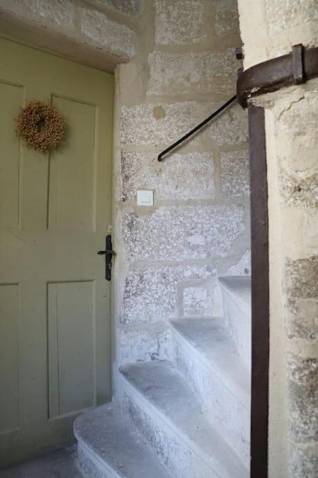 Ferienwohnung Uzes Centre Quartiers Des Arts Charme De L'Ancien Exterior foto
